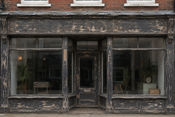 Shop front before a business image refresh in Winslow